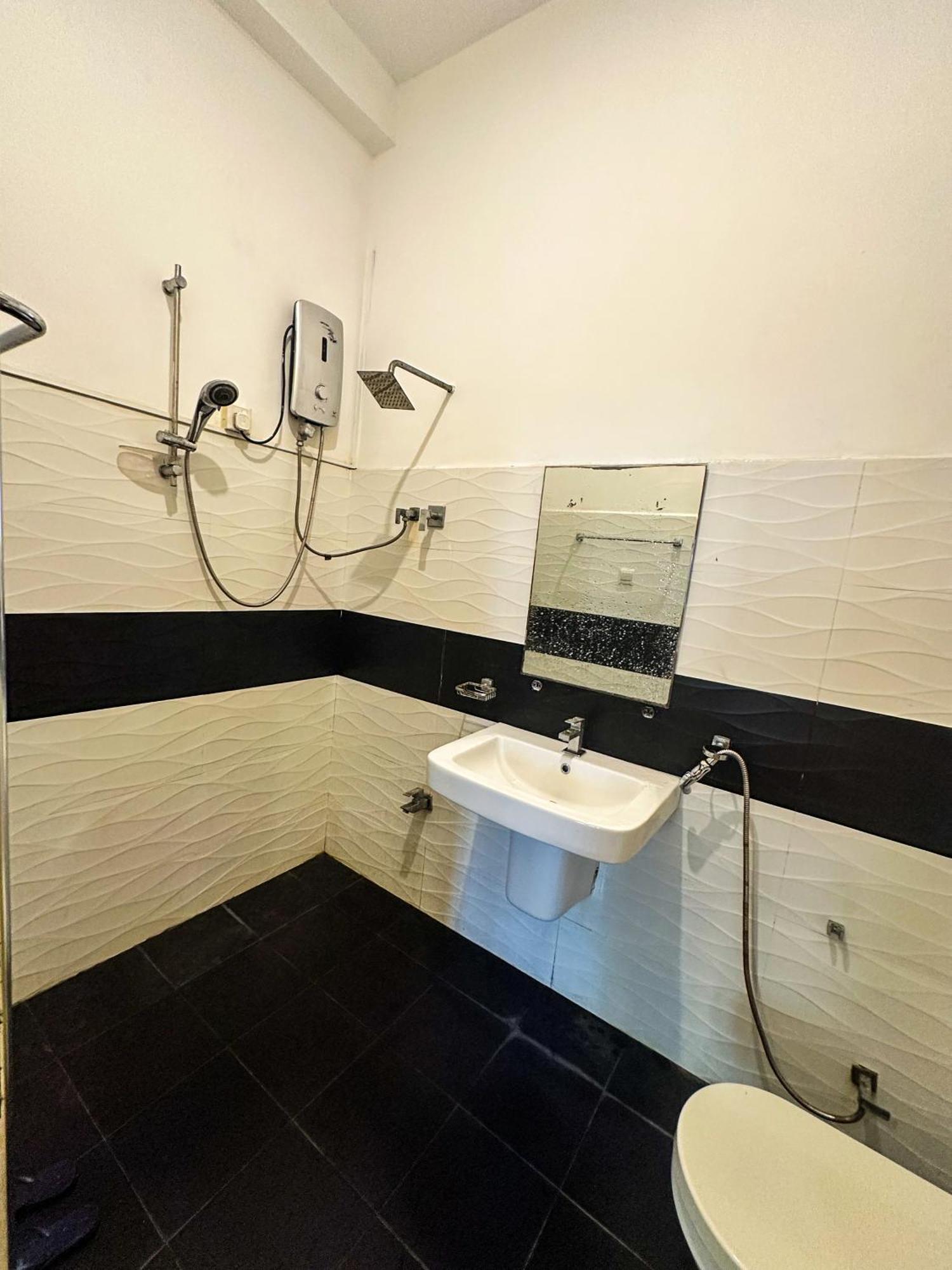 New Panda House Otel Galle Oda fotoğraf