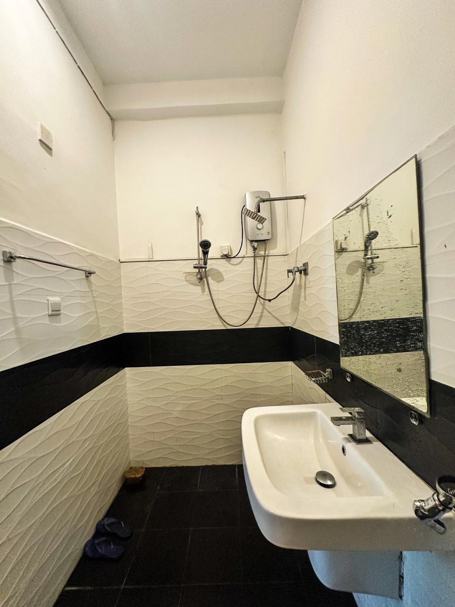 New Panda House Otel Galle Oda fotoğraf