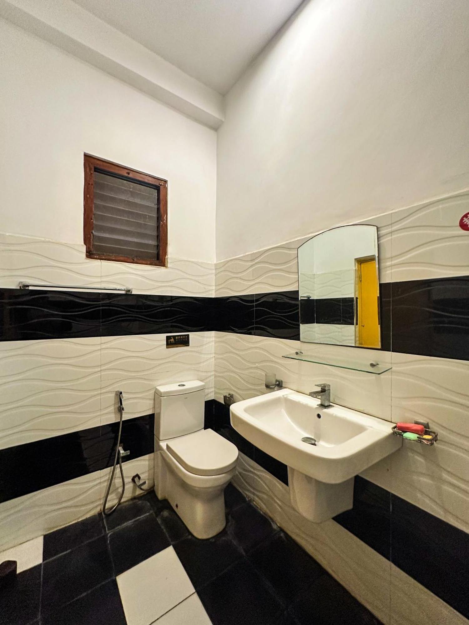 New Panda House Otel Galle Oda fotoğraf